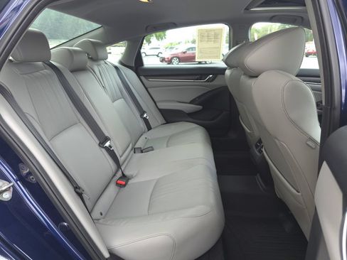 Used 2018 Honda Accord EX-L image 16