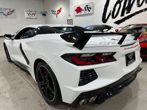 Used 2022 Chevrolet Corvette Stingray Preferred Conv RWD image 3