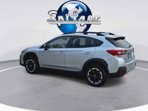 Used 2022 Subaru Crosstrek 2.0i Premium w/ Moonroof Package image 7