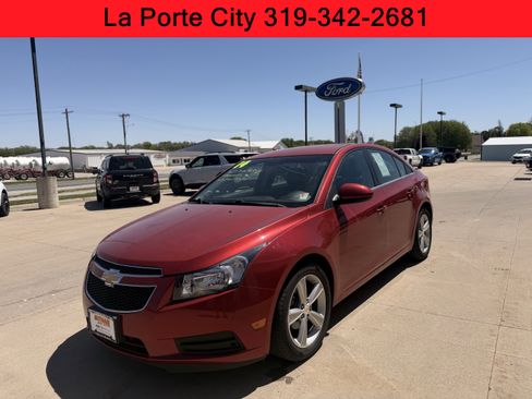 Used 2014 Chevrolet Cruze LT FWD image 3