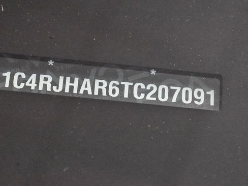 New 2026 Jeep Grand Cherokee Altitude image 27