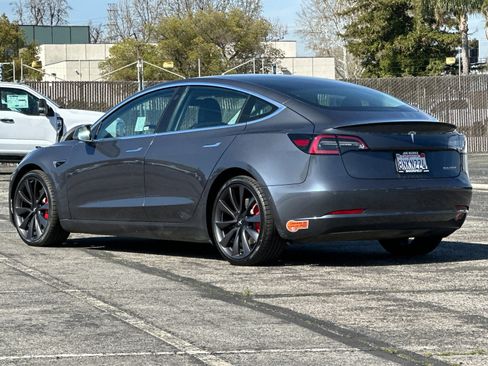 Used 2020 Tesla Model 3 Performance image 6