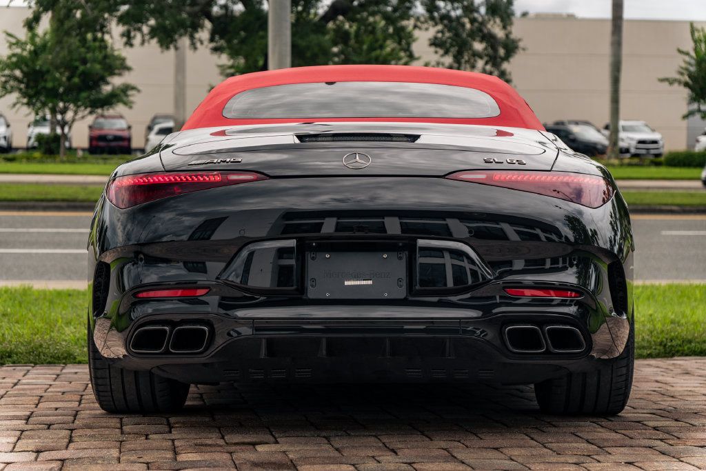 Used 2023 Mercedes-Benz SL 63 AMG 4MATIC image 4