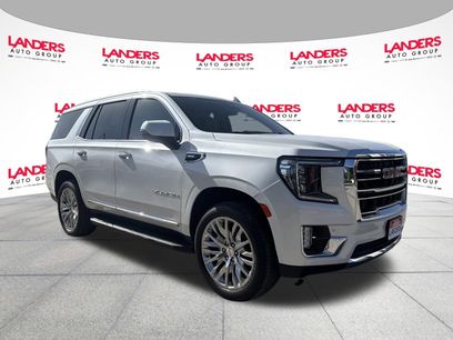 Used 2023 GMC Yukon SLT w/ SLT Luxury Package
