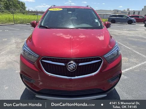 Used 2019 Buick Encore Preferred FWD image 2