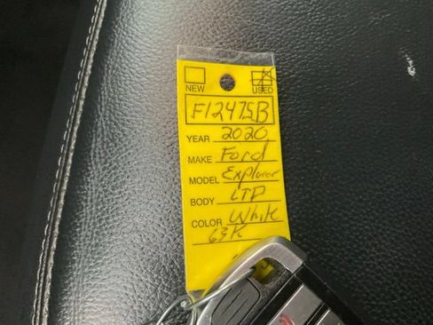 Used 2020 Ford Explorer Limited AWD/4WD image 17