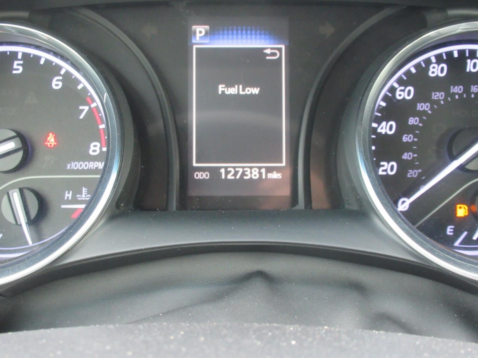 Used 2019 Toyota Camry SE FWD image 29