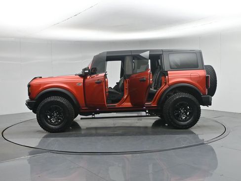 Used 2023 Ford Bronco Wildtrak AWD/4WD image 4