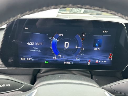 Used 2024 Chevrolet Blazer EV LT image 22