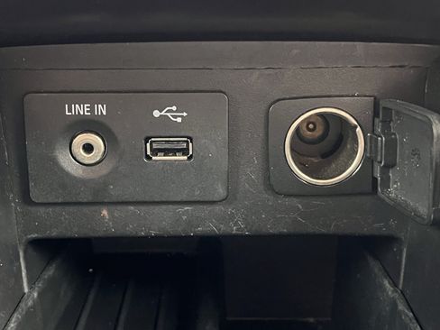 Used 2015 Ford Explorer XLT FWD image 22
