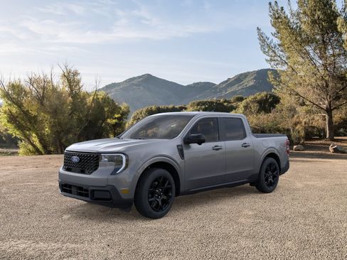 New 2026 Ford Maverick Lariat w/ Black Appearance Package image 1