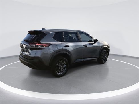 Used 2021 Nissan Rogue S image 8