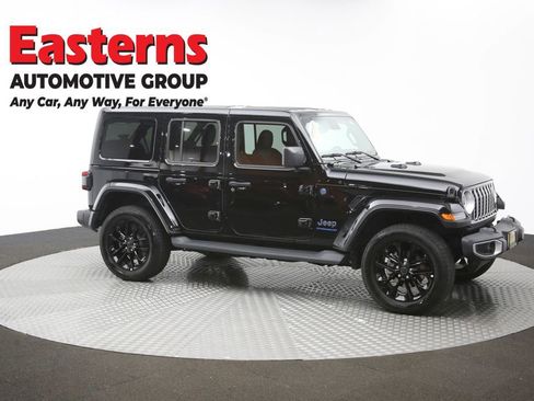 Used 2025 Jeep Wrangler Unlimited Sahara image 47