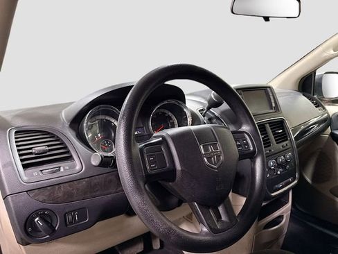 Used 2017 Dodge Grand Caravan SE w/ Power Window Group image 7