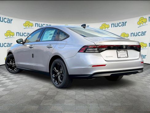 New 2025 Honda Accord SE image 5