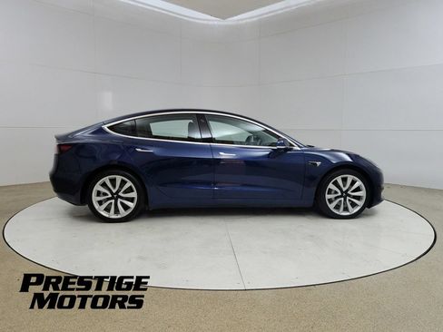 Used 2018 Tesla Model 3 Long Range AWD/4WD image 7