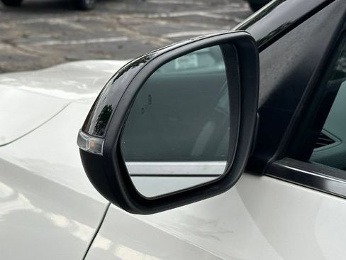 Used 2023 Kia Seltos S FWD image 14