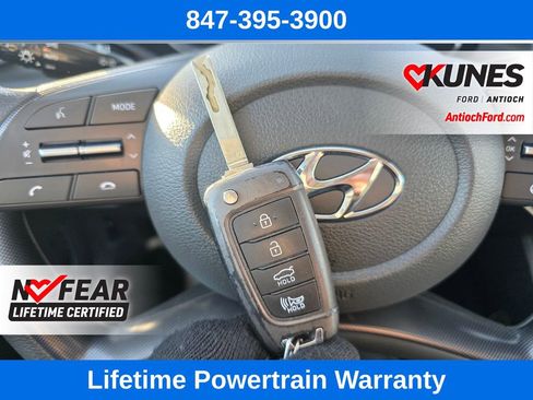 Used 2022 Hyundai Sonata SE w/ Preferred Accessory Package image 49