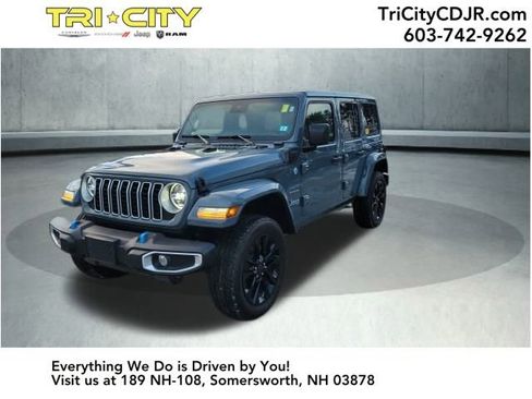 Used 2024 Jeep Wrangler Unlimited Sahara image 1