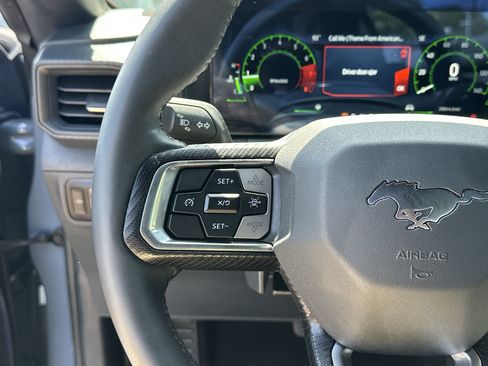 Used 2024 Ford Mustang Coupe RWD image 23