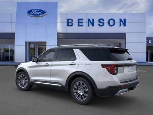 New 2025 Ford Explorer Platinum image 6