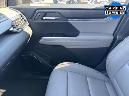 Certified 2024 GMC Acadia Elevation image 27