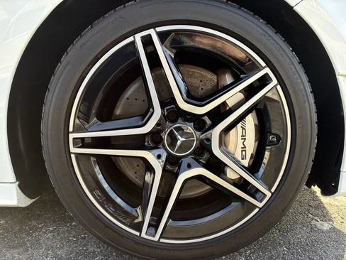 Used 2021 Mercedes-Benz A 35 AMG AMG A 35 AWD 4MATIC 4dr Sedan image 29