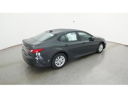 New 2026 Toyota Camry LE image 9