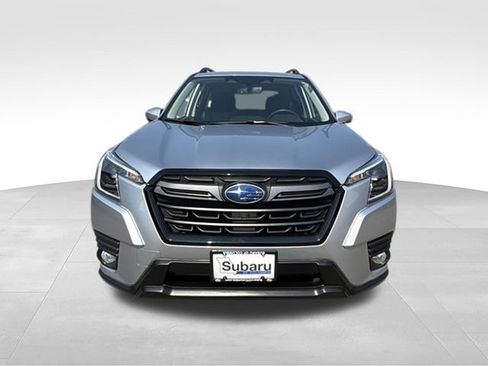 Used 2022 Subaru Forester Limited w/ Popular Package #3 AWD/4WD image 2