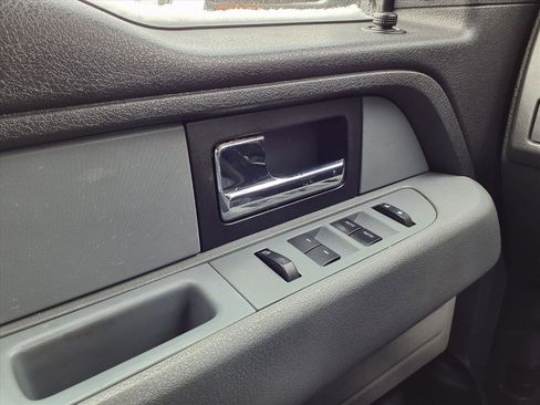Used 2013 Ford F150 XLT w/ Luxury Equipment Group image 19