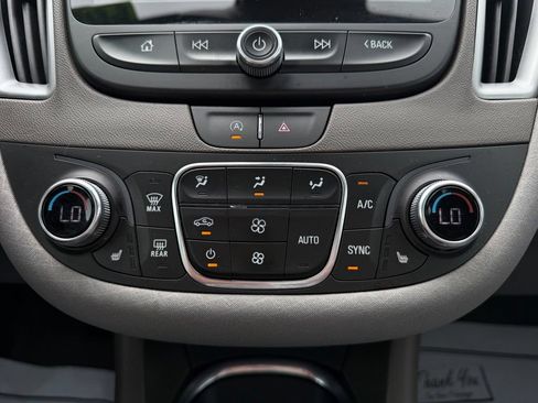 Used 2025 Chevrolet Malibu LT FWD image 20