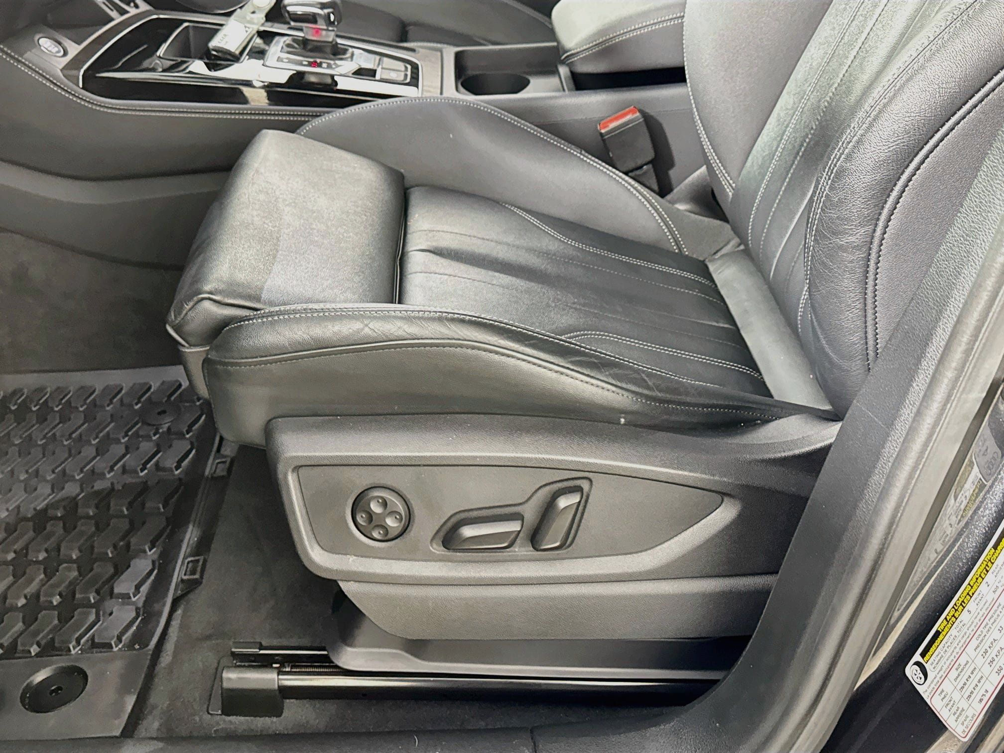 Used 2023 Audi Q5 2.0T Premium Plus w/ Premium Plus Package AWD/4WD image 22