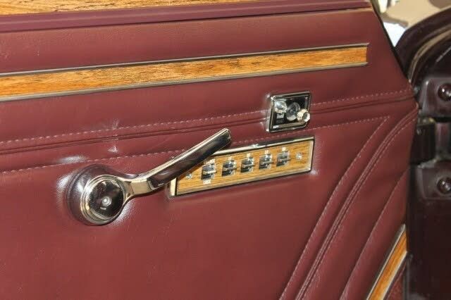 Used 1989 Jeep Grand Wagoneer AWD/4WD image 71