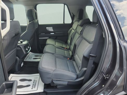 New 2025 Ford Expedition Active AWD/4WD image 39