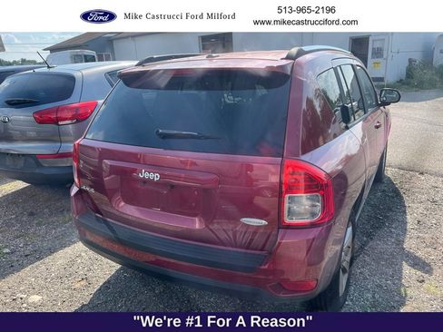 Used 2011 Jeep Compass Latitude AWD/4WD image 4