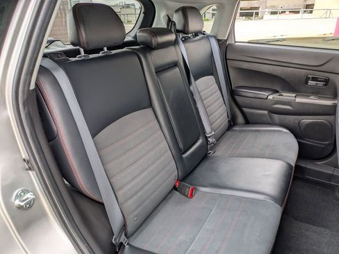 Used 2025 Mitsubishi Outlander Sport SE AWD/4WD image 27