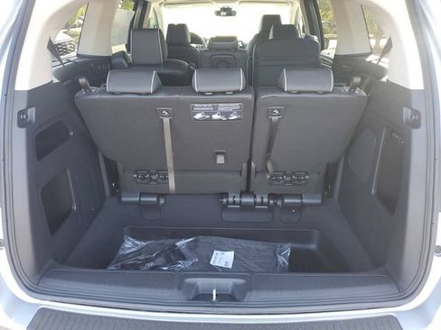 New 2026 Honda Odyssey Touring image 10