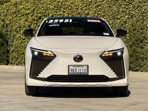 Certified 2023 Lexus RZ 450e Premium w/ Technology Package image 5