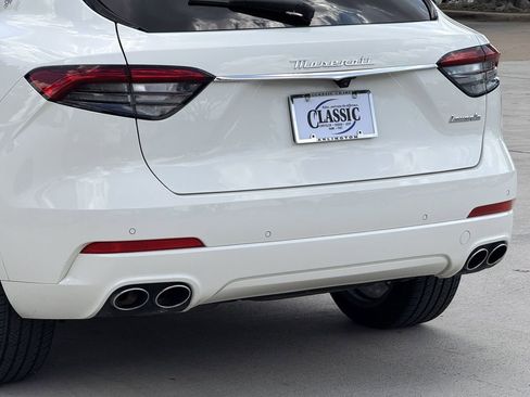 Used 2022 Maserati Levante GT image 6