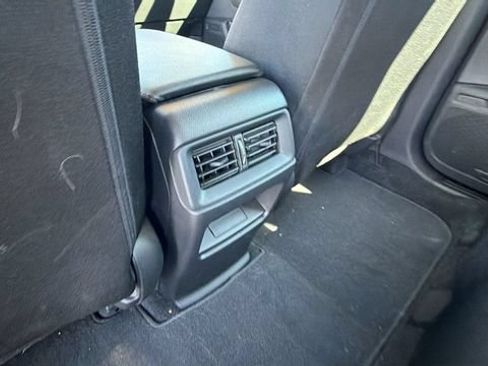 Used 2024 Honda CR-V LX image 17