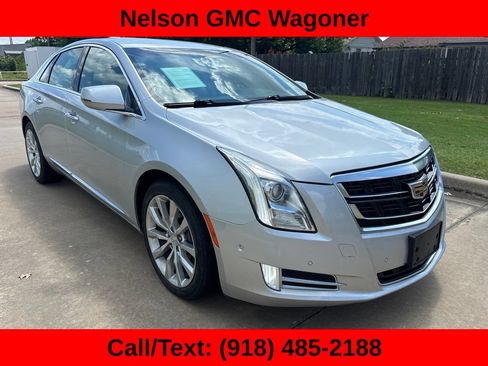 Used 2017 Cadillac XTS Luxury FWD image 3