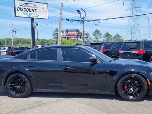 Used 2019 Dodge Charger Scat Pack w/ Plus Group RWD image 6