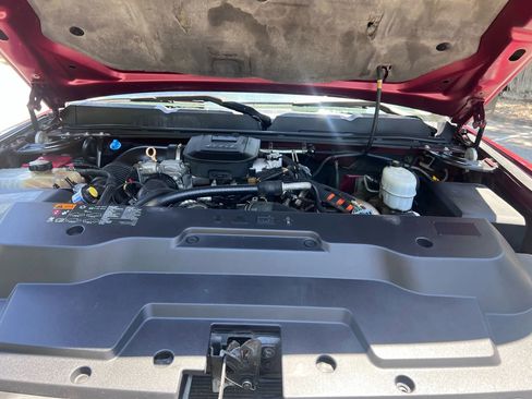 Used 2013 Chevrolet Silverado 2500 LT w/ Texas Edition image 18