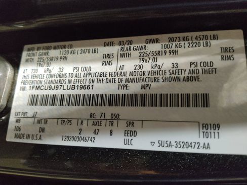 Used 2020 Ford Escape Titanium AWD/4WD image 33