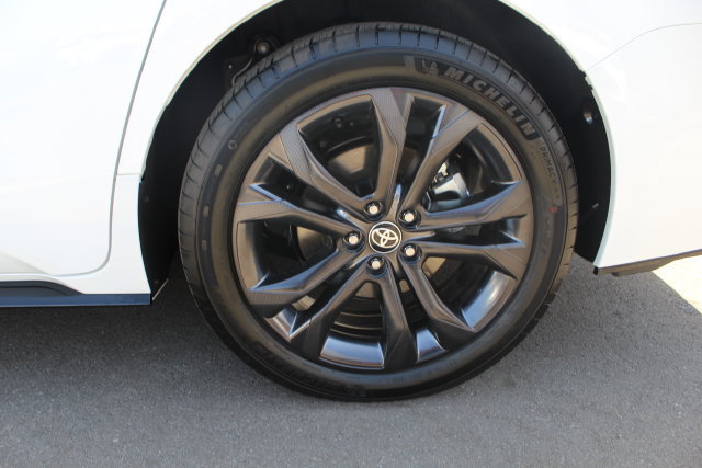 Certified 2026 Toyota Sienna XSE FWD image 8