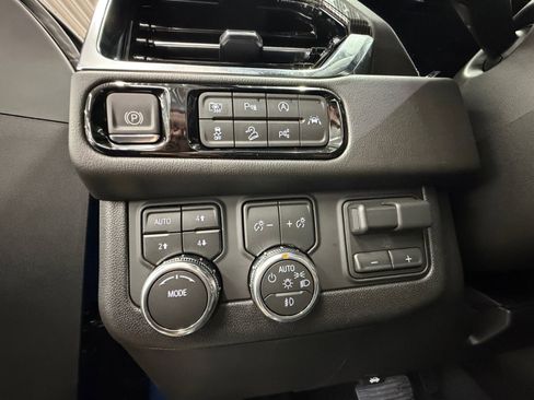 New 2026 GMC Yukon XL Elevation w/ Elevation Premium Package image 27