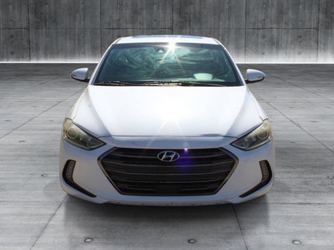 Used 2017 Hyundai Elantra Limited w/ Limited Ultimate Package 05 FWD image 9