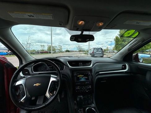 Used 2016 Chevrolet Traverse LT AWD/4WD image 14