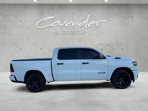 Used 2025 RAM 1500 Big Horn AWD/4WD image 17