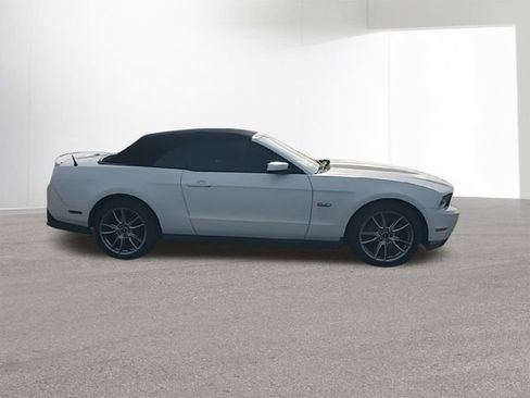 Used 2012 Ford Mustang GT Premium w/ Electronics Pkg image 11